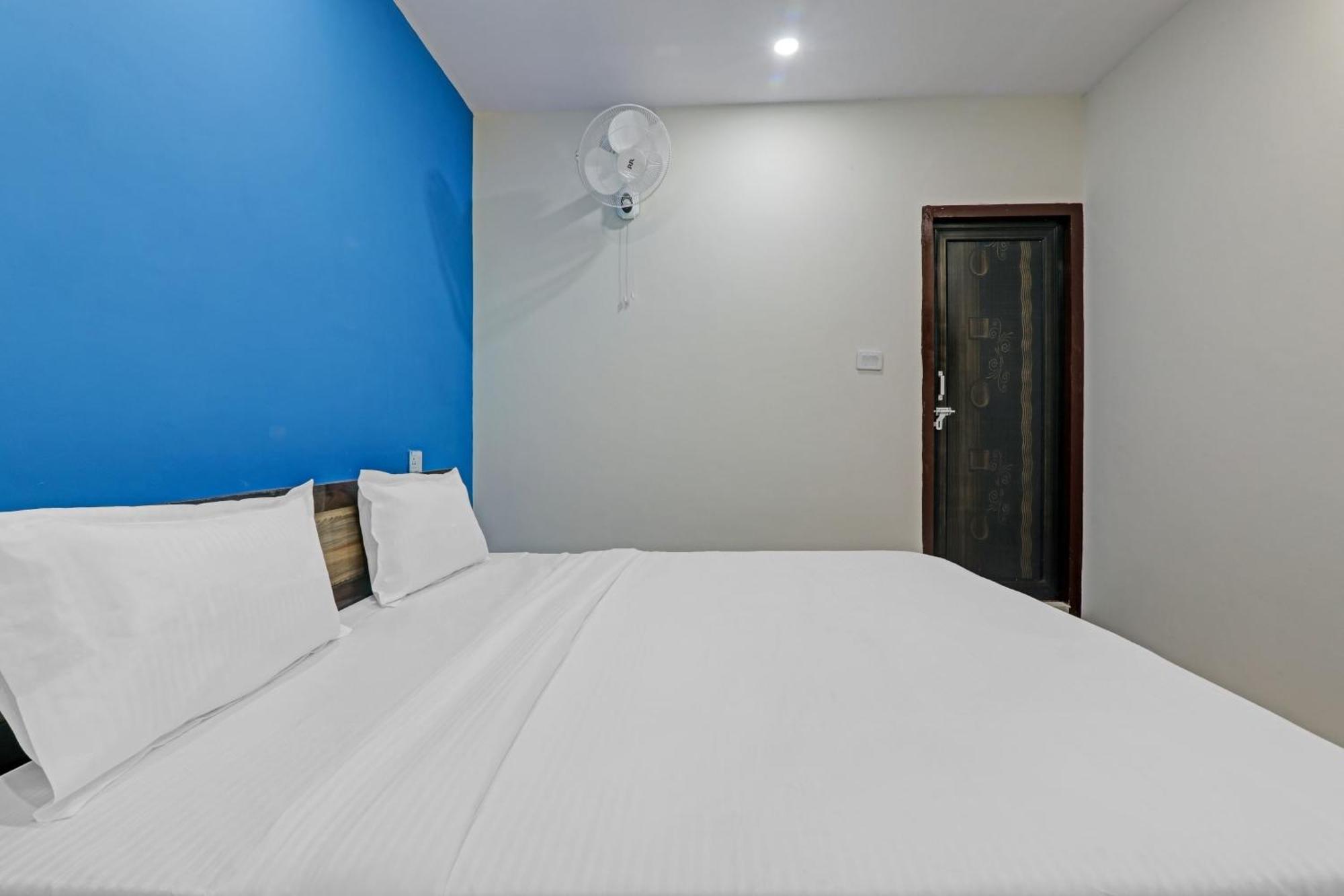 Hotel O Rudra Palace Near Phoenix United ラクナウ エクステリア 写真