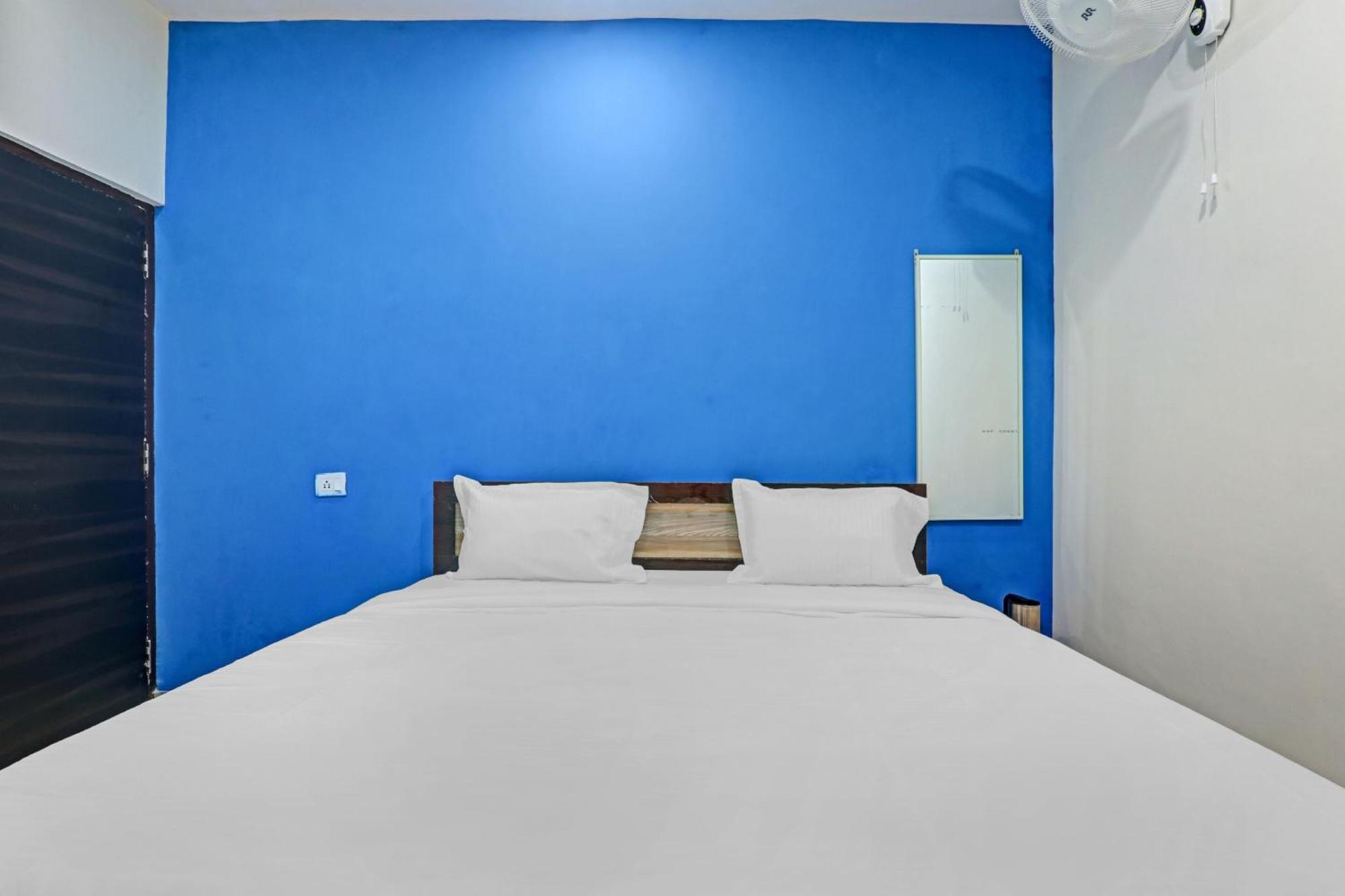 Hotel O Rudra Palace Near Phoenix United ラクナウ エクステリア 写真